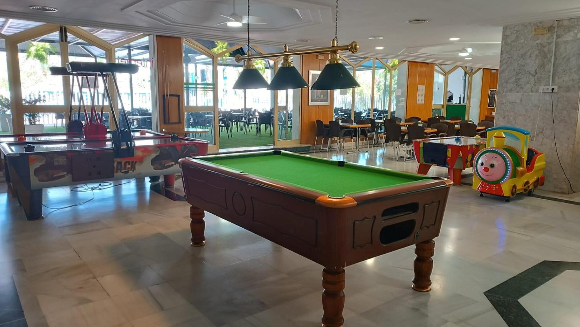 Benal Beach Vista Al Mar, Piscina Templada Benalmádena Εξωτερικό φωτογραφία