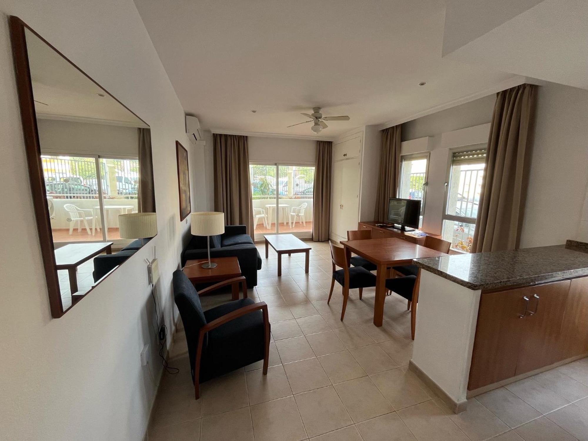 Benal Beach Vista Al Mar, Piscina Templada Benalmádena Εξωτερικό φωτογραφία
